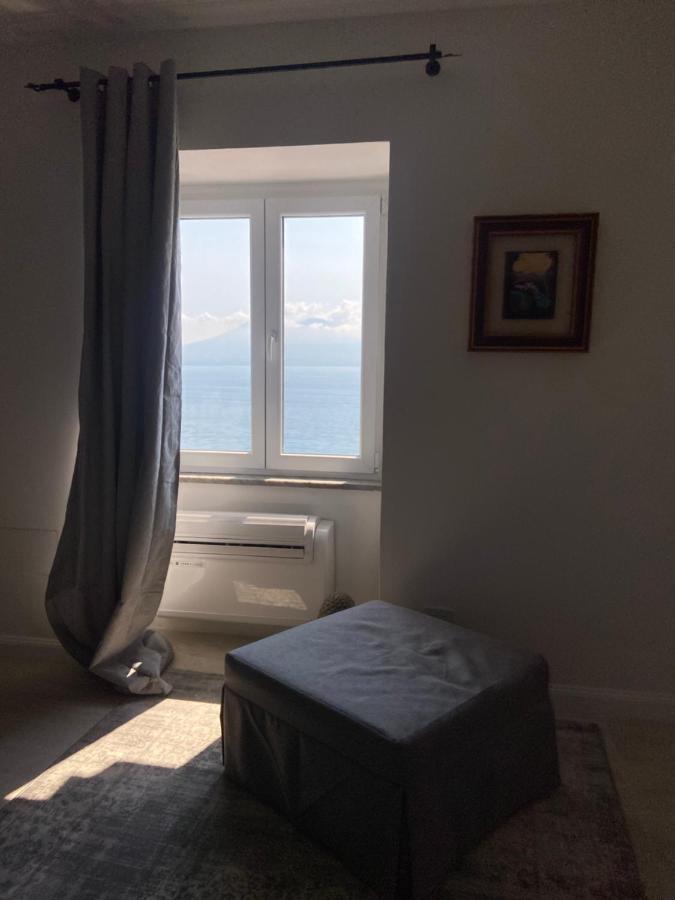 Hv Suites Pausilypon Наполи Екстериор снимка