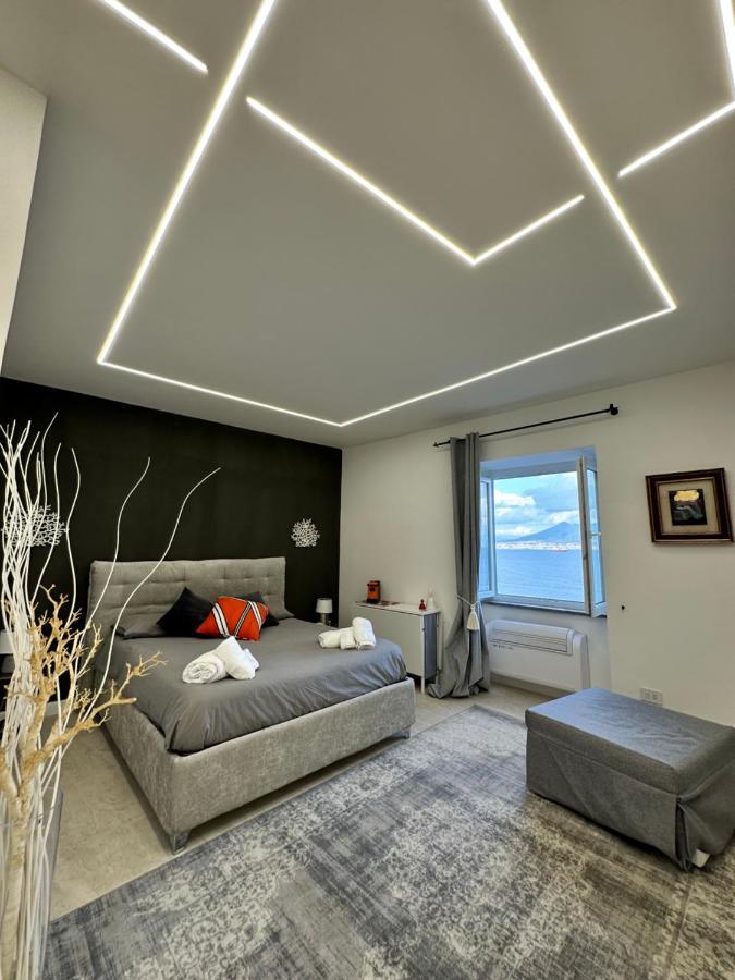Hv Suites Pausilypon Наполи Екстериор снимка