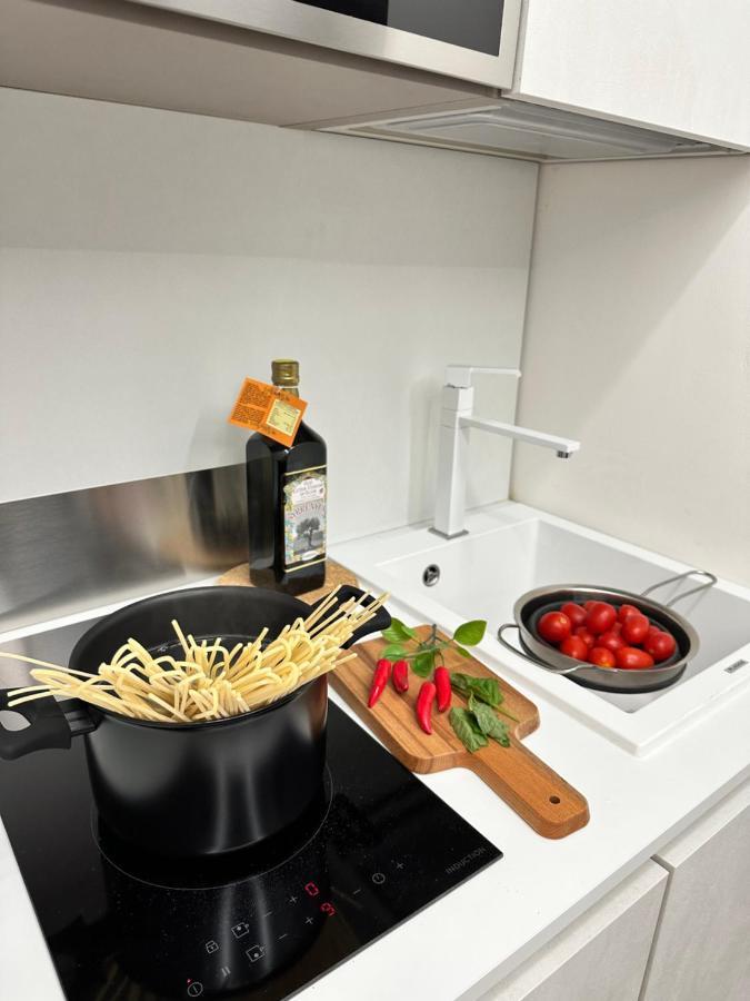 Hv Suites Pausilypon Наполи Екстериор снимка