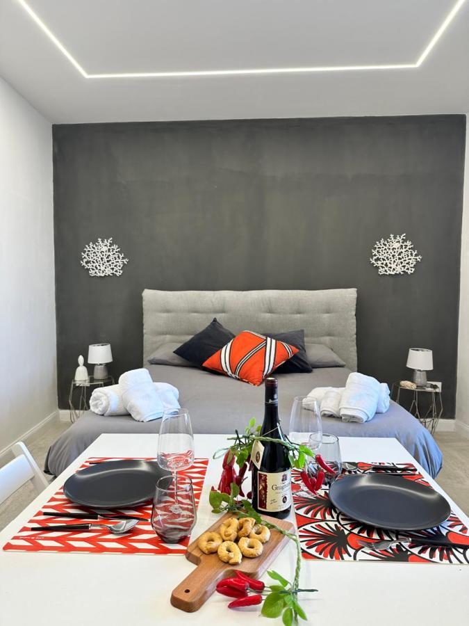 Hv Suites Pausilypon Наполи Екстериор снимка